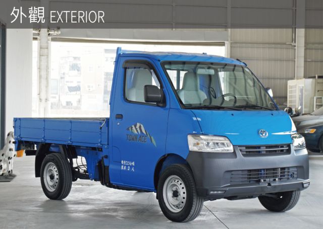 TOYOTA豐田 TOWN ACE  第2張相片