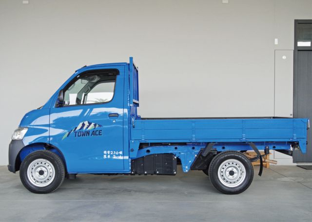 TOYOTA豐田 TOWN ACE  第4張相片