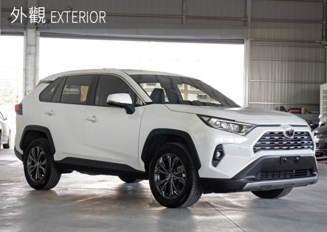 TOYOTA豐田 RAV4  第2張相片