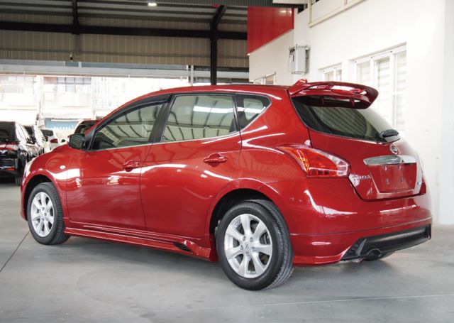 NISSAN日產 TIIDA  第3張相片