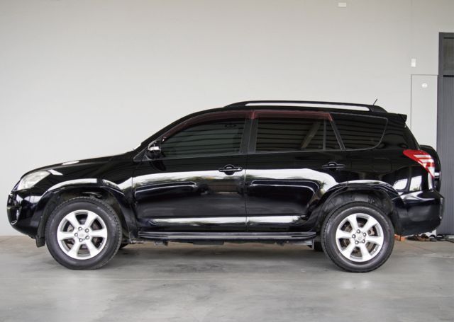 TOYOTA豐田 RAV4  第4張相片