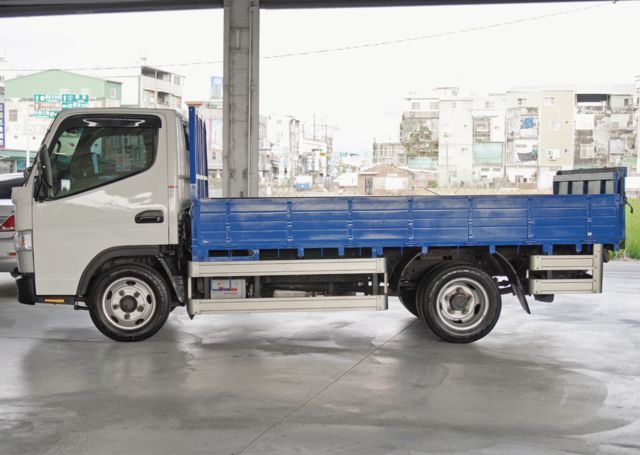 MITSUBISHI三菱 CANTER  第4張相片