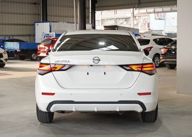 NISSAN日產 SENTRA  第5張相片