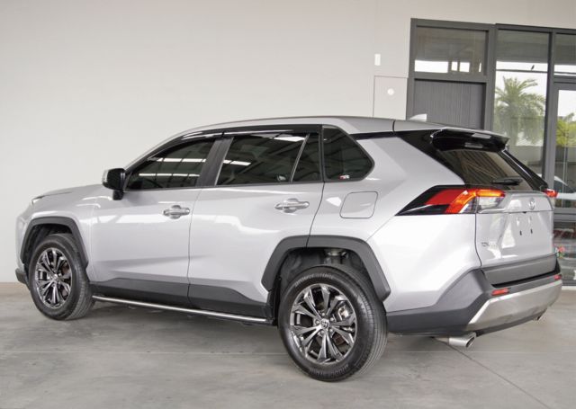 TOYOTA豐田 RAV4  第3張相片