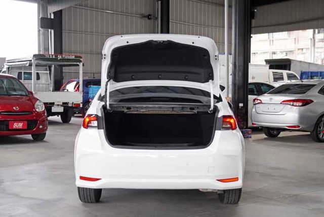 TOYOTA豐田 ALTIS  第4張相片