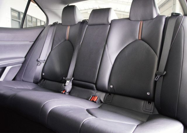 TOYOTA豐田 CAMRY  第8張相片