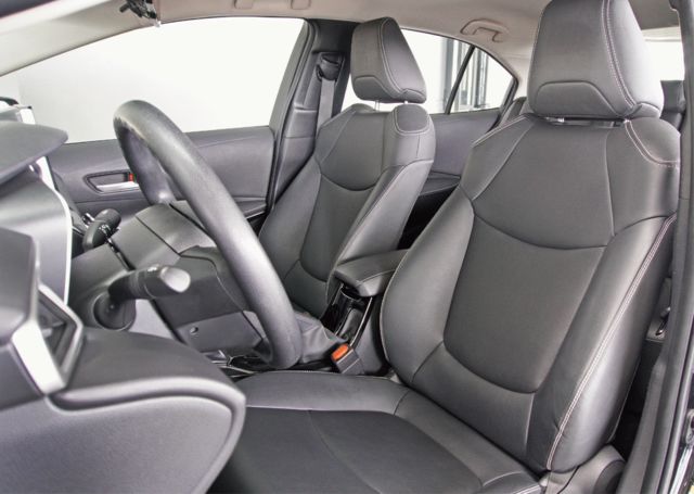 TOYOTA豐田 ALTIS  第7張相片