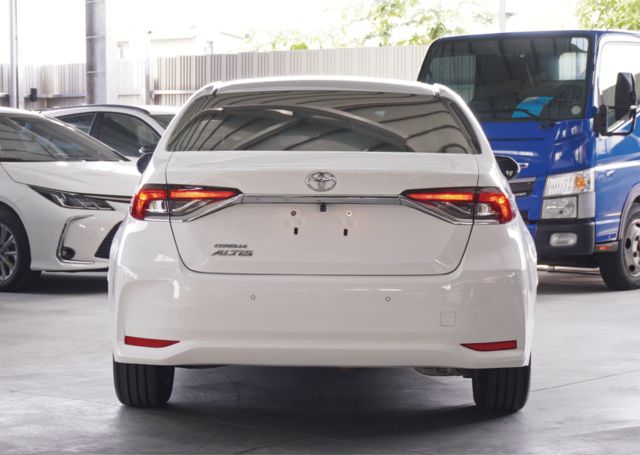TOYOTA豐田 ALTIS  第5張相片