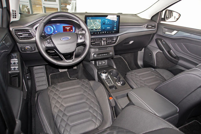 FORD福特 FOCUS ACTIVE  第4張相片