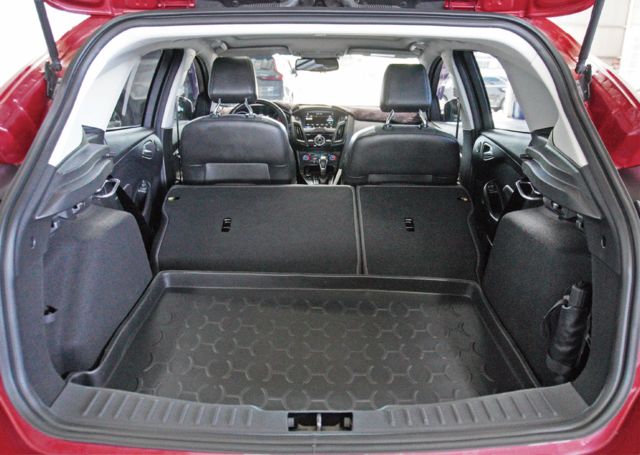 FORD福特 FOCUS  第5張相片