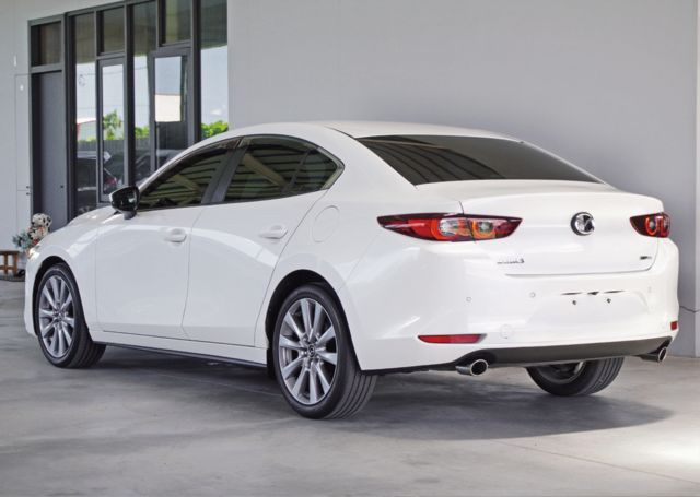 MAZDA馬自達 MAZDA 3  第3張相片