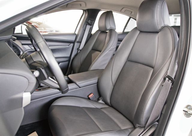 MAZDA馬自達 MAZDA 3  第7張相片