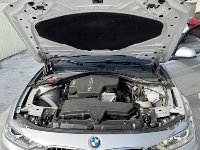 BMW寶馬 320I  第7張相片