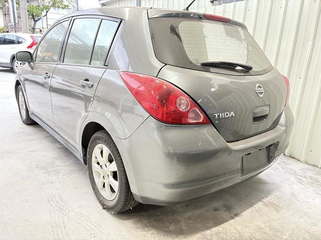NISSAN日產 TIIDA  第3張相片