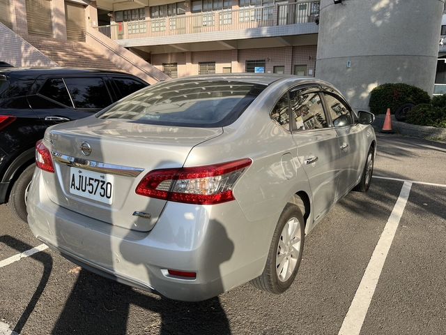 NISSAN日產 SENTRA  第3張相片