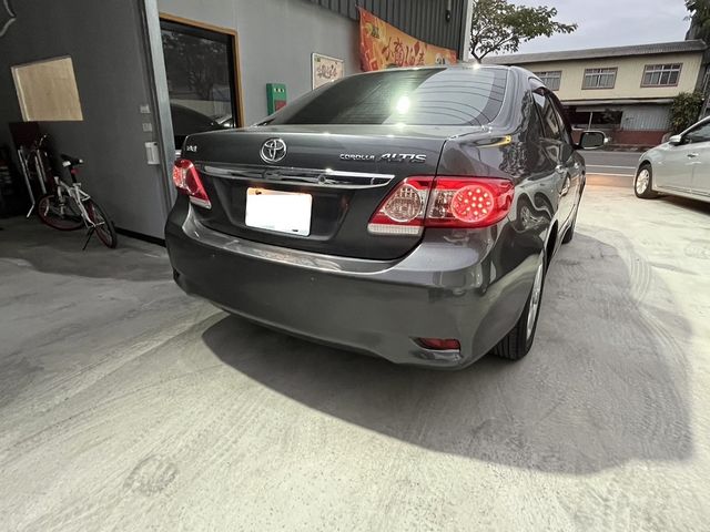TOYOTA豐田 ALTIS  第2張相片