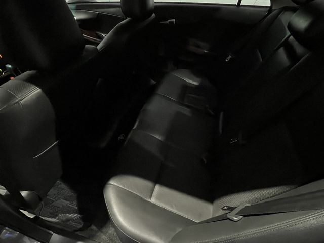 TOYOTA豐田 ALTIS  第6張相片