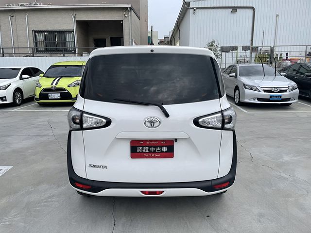 SIENTA 1.5  第6張相片