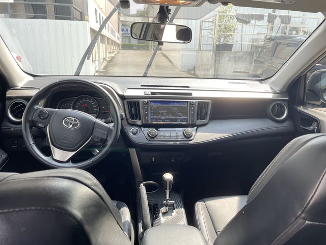 RAV4 2.5  第7張相片