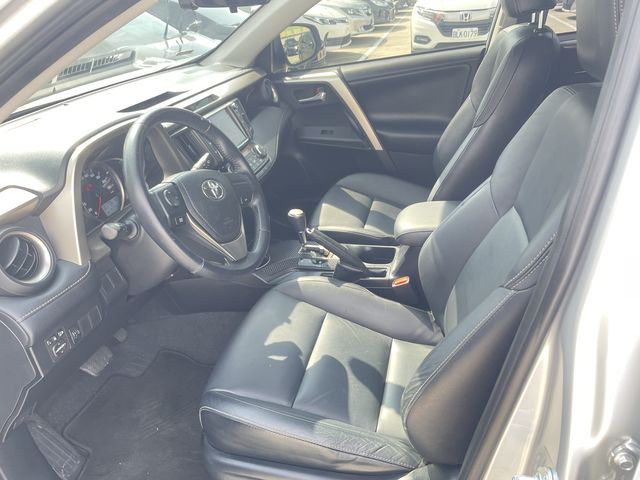 RAV4 2.5  第8張相片