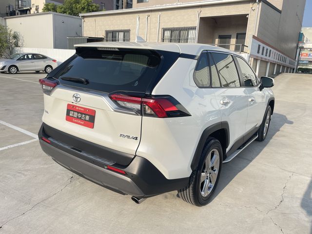 RAV4 2.0  第5張相片
