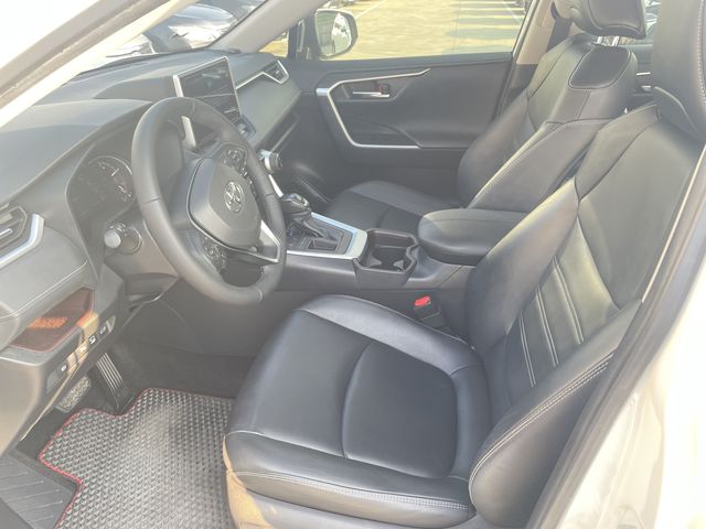 RAV4 2.0  第8張相片