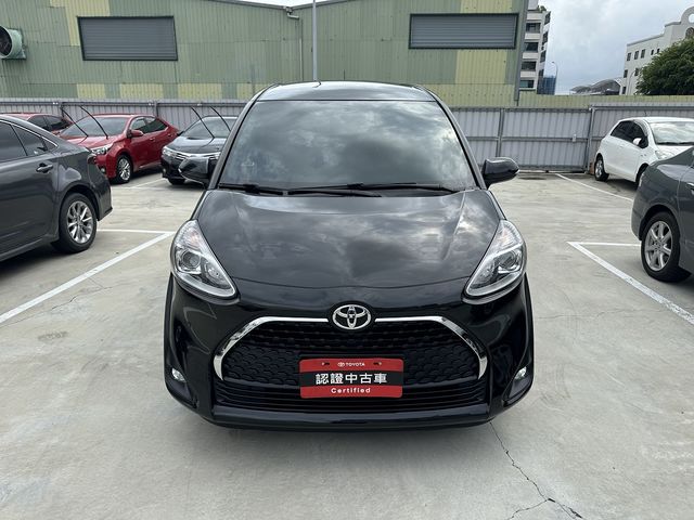 SIENTA 1.8  第2張相片