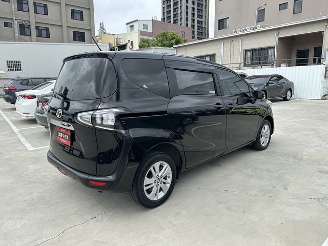 SIENTA 1.8  第5張相片