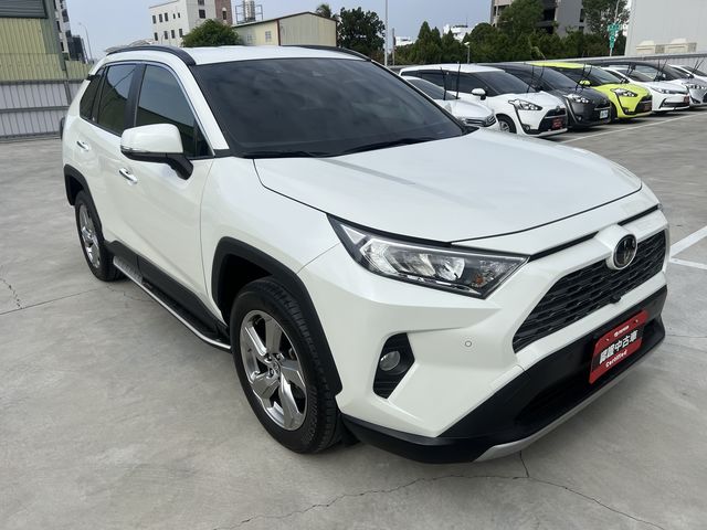RAV4 2.0  第3張相片