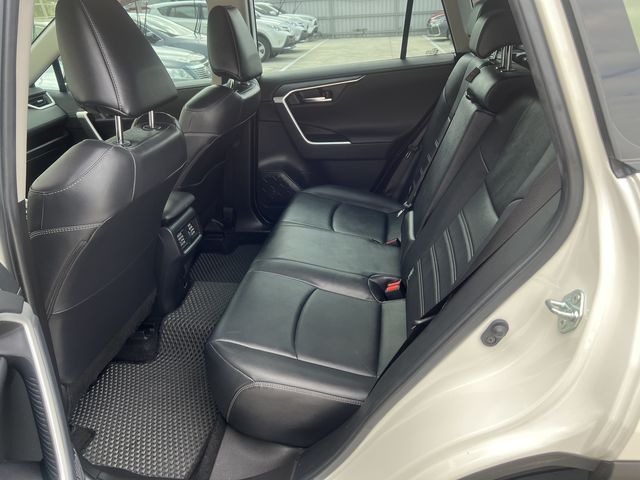 RAV4 2.0  第9張相片