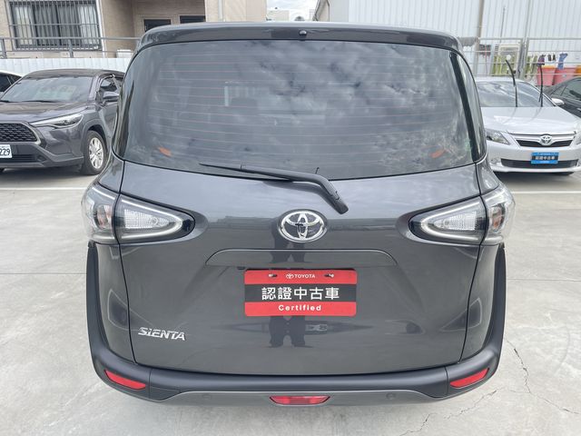 SIENTA 1.8  第6張相片
