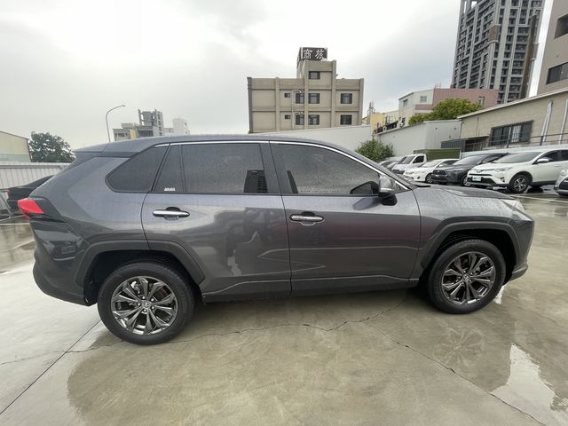 RAV4 2.0  第4張相片