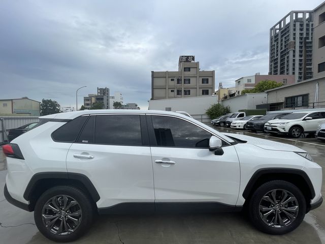 RAV4 2.0  第4張相片