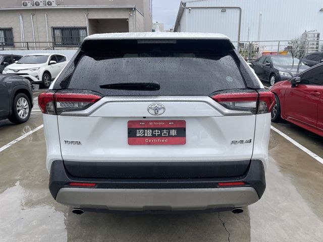 RAV4 2.0  第6張相片