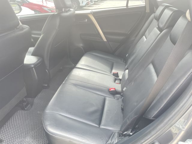 RAV4 2.0  第9張相片