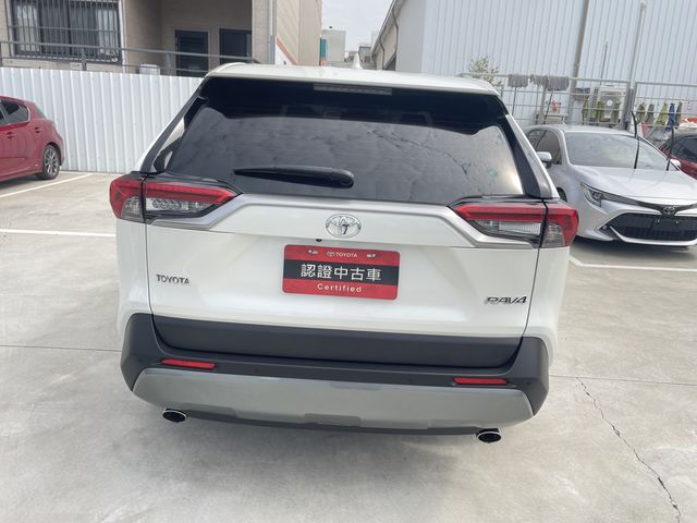 RAV4 2.0  第6張相片