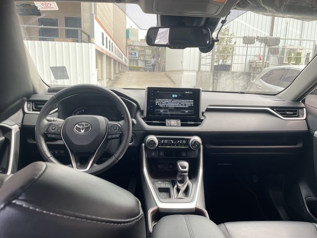 RAV4 2.0  第7張相片