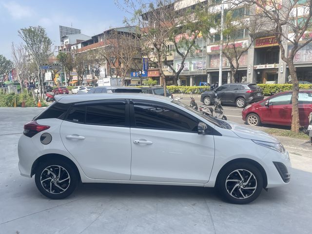 YARIS 1.5  第4張相片