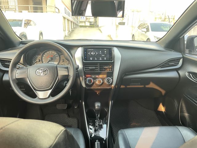 YARIS 1.5  第7張相片