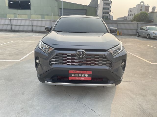 RAV4 2.0  第2張相片