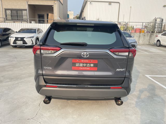 RAV4 2.0  第6張相片