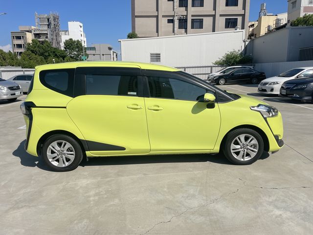 SIENTA 1.8  第4張相片