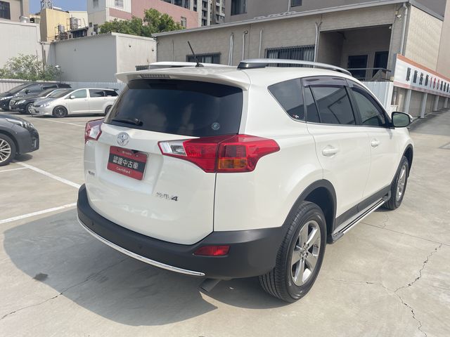 RAV4 2.5  第5張相片