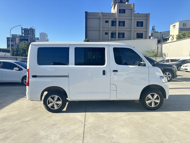 TOWN ACE VAN 5人  第4張相片