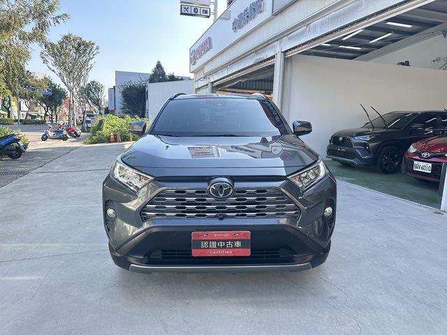 RAV4 2.0  第2張相片