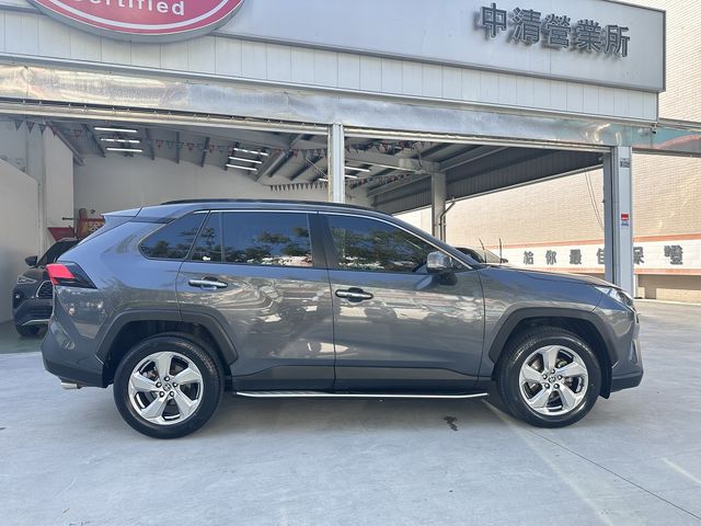 RAV4 2.0  第4張相片