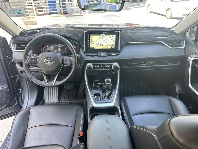 RAV4 2.0  第9張相片