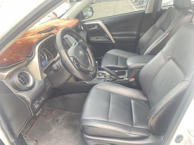 RAV4 2.0  第8張相片