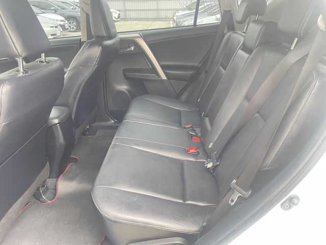 RAV4 2.0  第9張相片