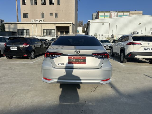 ALTIS 1.8  第6張相片